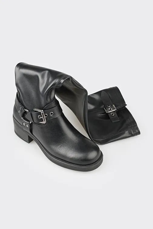 Manually Siyah Kadın Düz Çizme