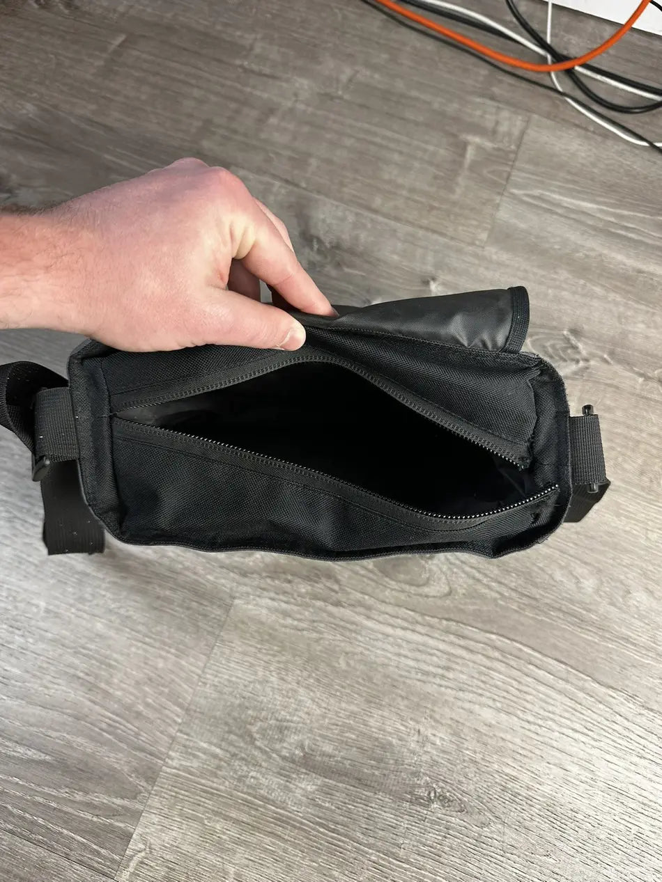 Vintage Y2K Nike Cross Body Bag