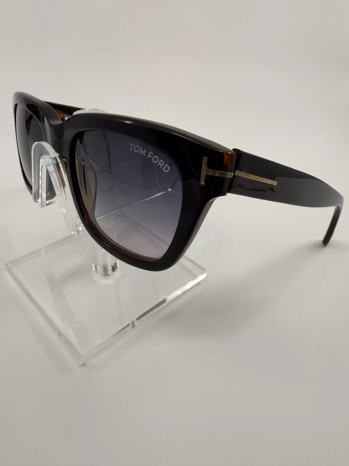 Tom Ford Snowdon TF237 05B Full Rim Retro Classic Fashion Sunglasses 52 20 145